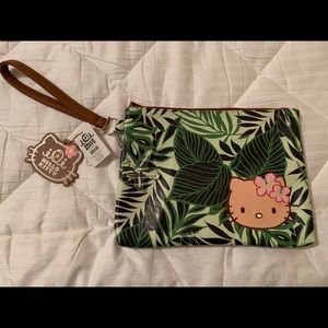 Large Iolani Hello Kitty clutch